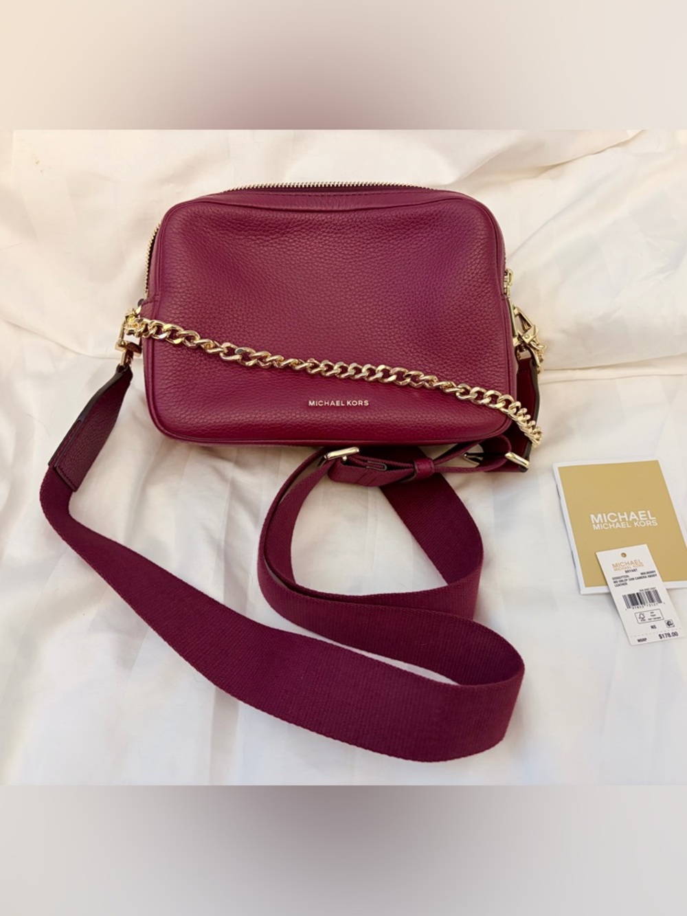Michael Kors Bryant Camera crossbody in mulberry